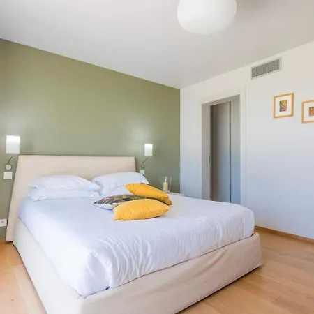 Beautiful Contemporary House With Heated Pool, Jacuzzi - What'app - 0049-1551-0224-169 - For Reservations!