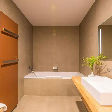 度假居 Beautiful Contemporary House With Heated Pool, Jacuzzi - What'app - 0049-1551-0224-169 - For Reservations! *