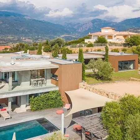 Beautiful Contemporary House With Heated Pool, Jacuzzi - What'app - 0049-1551-0224-169 - For Reservations! Σπίτι διακοπών Propriano (Corsica)