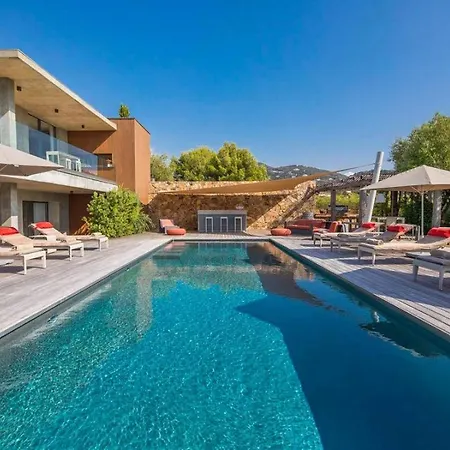 Beautiful Contemporary House With Heated Pool, Jacuzzi - What'app - 0049-1551-0224-169 - For Reservations! Prázdninový dům Propriano (Corsica)